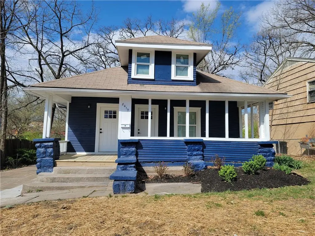 8410 Olive Street, Kansas City, MO 64132 - #1