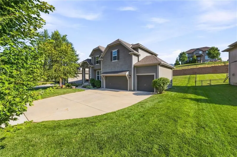 2776 W Sitka Drive, Olathe, KS 66061 - #2
