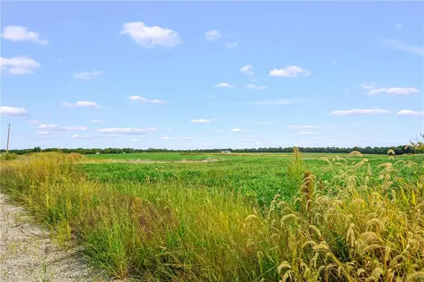 Lot 8- Smasal Road, Sedalia, MO 65301