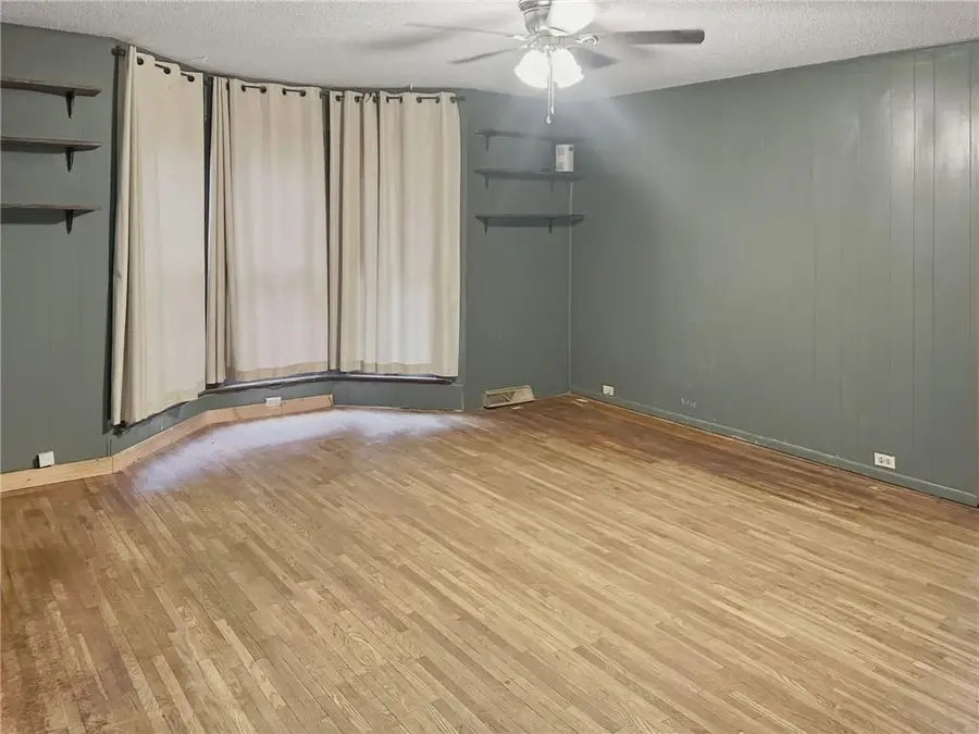 1138 Elm Street, Chillicothe, MO 64601 - #3