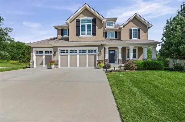 7853 N Kirkwood Avenue, Kansas City, MO 64151