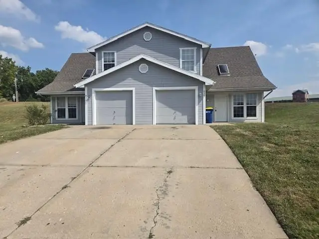 836-38 Walker Court, Liberty, MO 64068 - #1