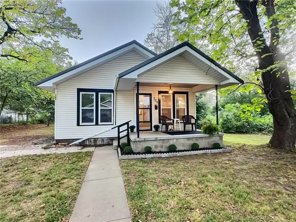 705 N Clay Street, Nevada, MO 64772