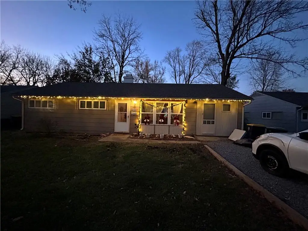 11406 Manchester Avenue, Kansas City, MO 64134 - #1
