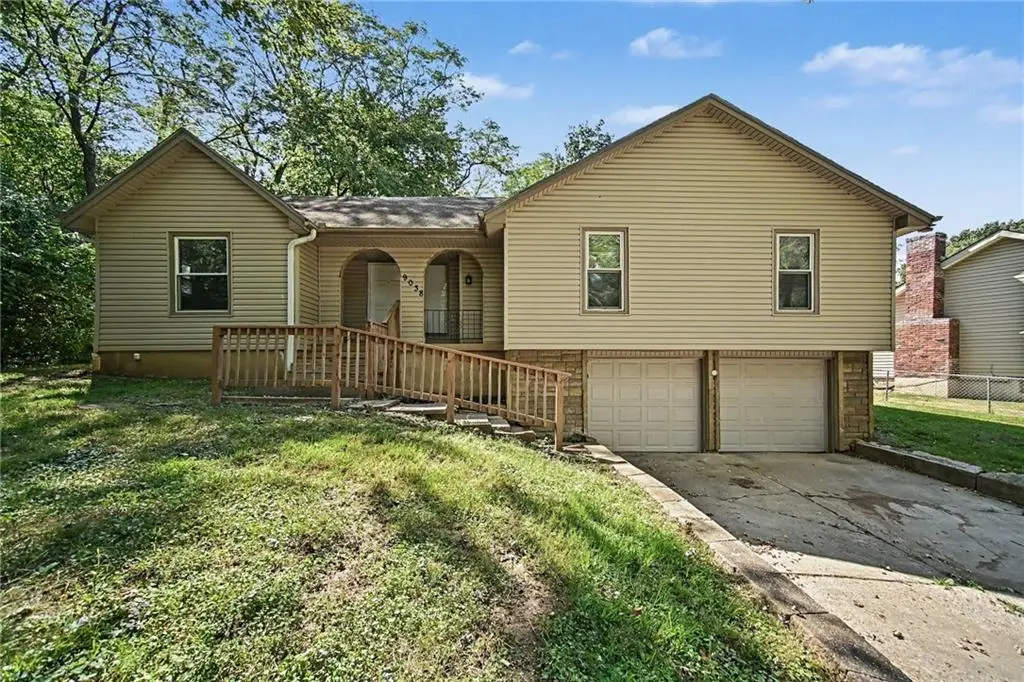 9038 Manning Avenue, Kansas City, MO 64138 - #1