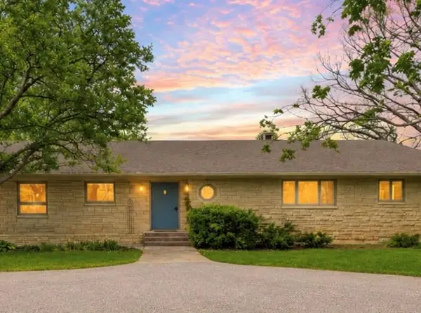 2400 Orchard Lane, Lawrence, KS 66049