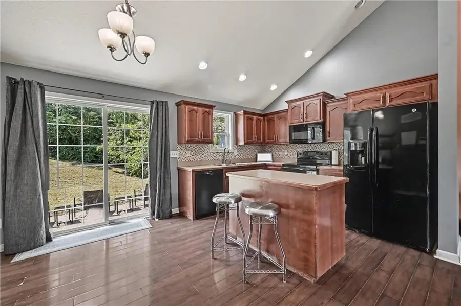 2402 Shirley Drive, Saint Joseph, MO 64503 - #3