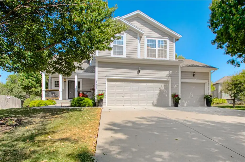 17514 W 162nd Street, Olathe, KS 66062 - #1
