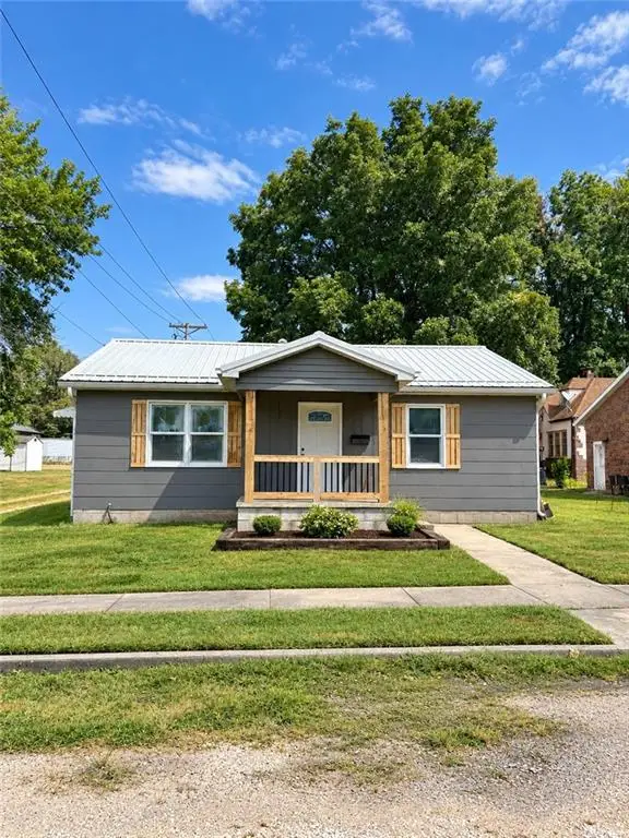 102 Center Street, Windsor, MO 65360
