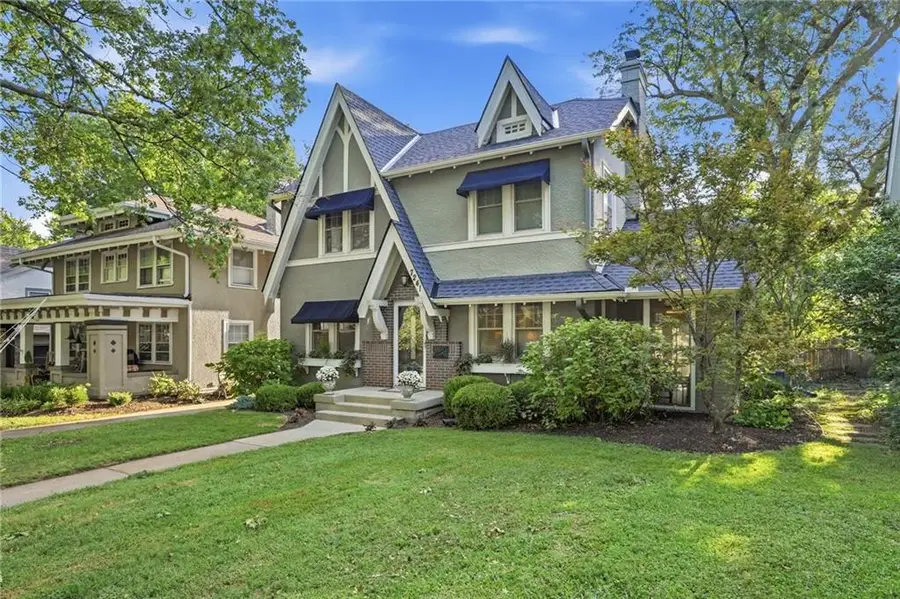 7241 Belleview Avenue, Kansas City, MO 64114 - #2