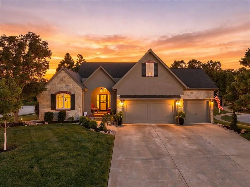 10948 S Cottage Court, Olathe, KS 66061 - #1