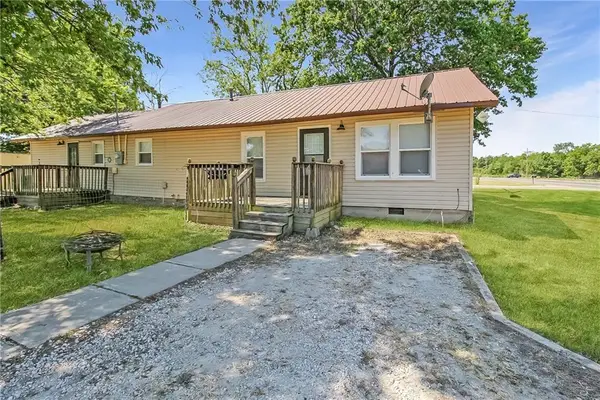 3916 Main Street, Parsons, KS 67357