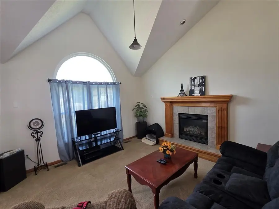 413 N Savage Court, Independence, MO 64050 - #3