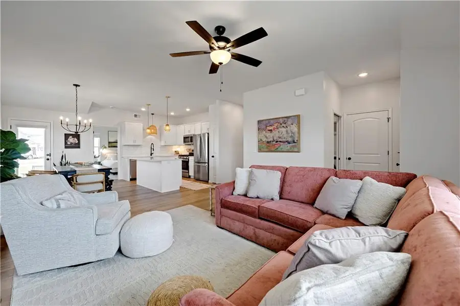 27004 E Dogwood Lane, Lees Summit, MO 64086 - #3