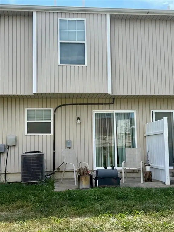 262 Pointe Lane #1, Raymore, MO 64083 - #3