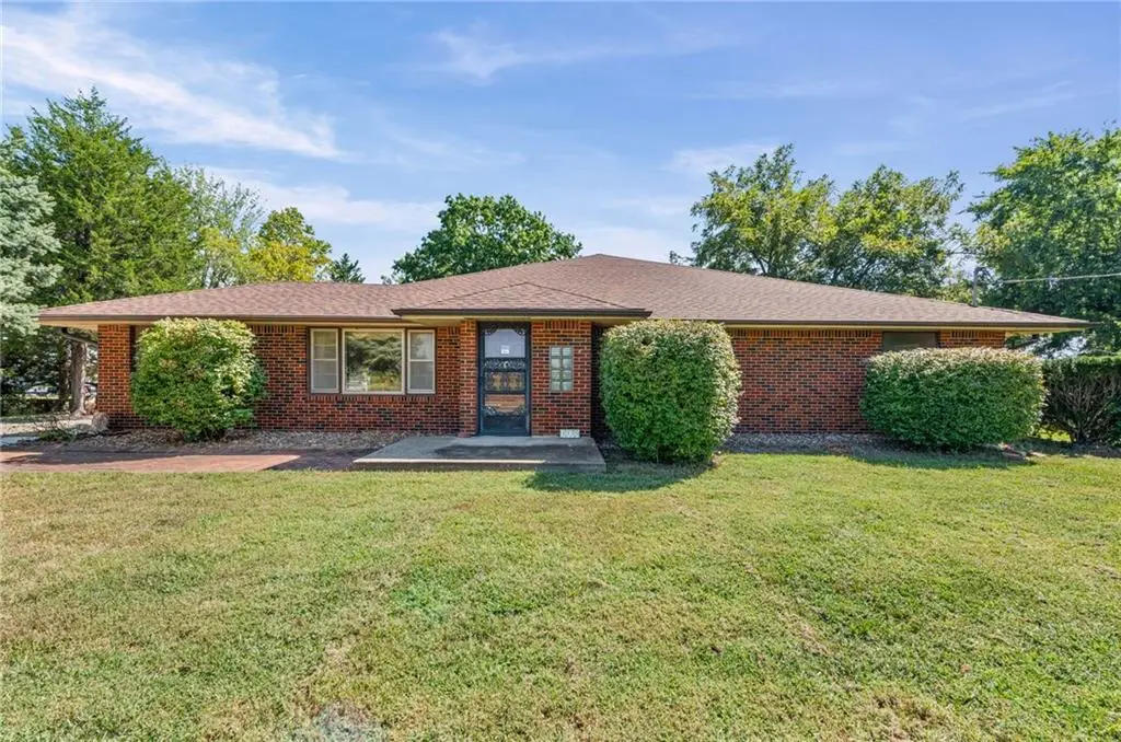 1335 N 90th Street, Kansas City, KS 66112 - #1