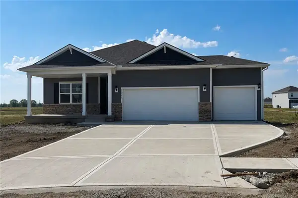 17806 Green Road, Gardner, KS 66030
