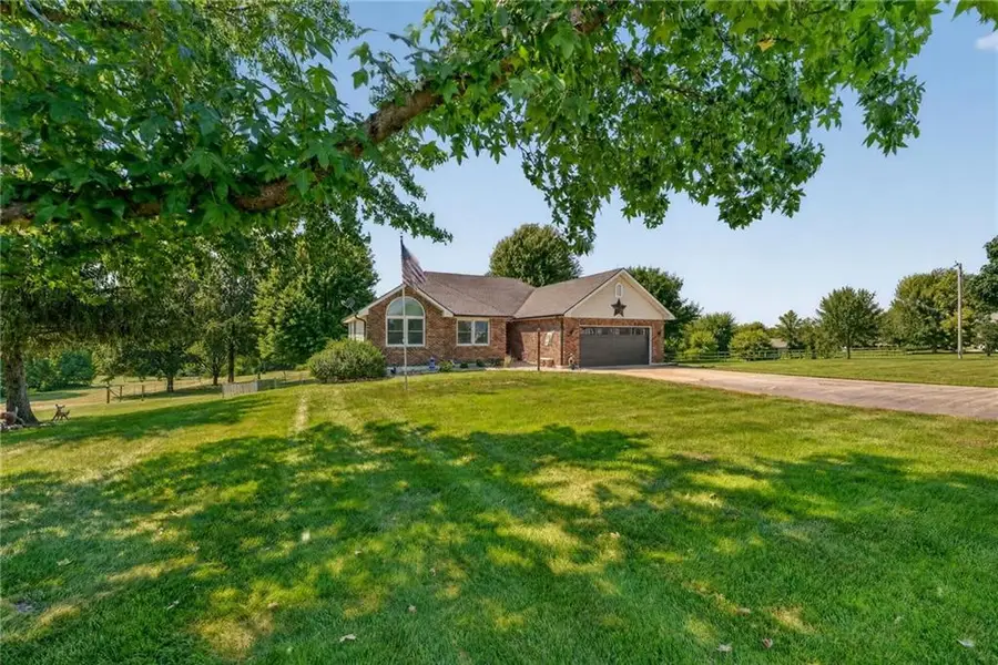 14318 Kimberly Drive, Excelsior Springs, MO 64024 - #2