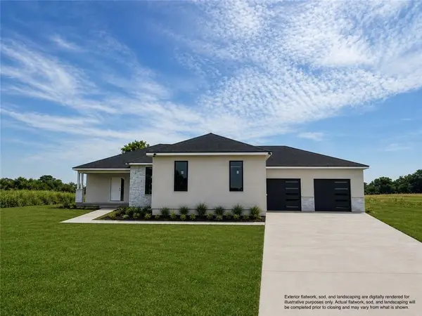 13503 S Heritage Drive, Lee's Summit, MO 64086