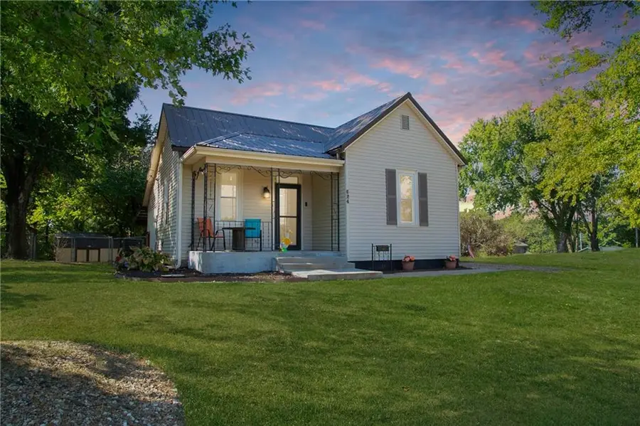 624 W Jefferson Street, Clinton, MO 64735 - #3