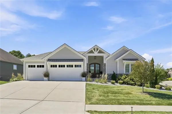 1210 Metfield Lane, Raymore, MO 64083