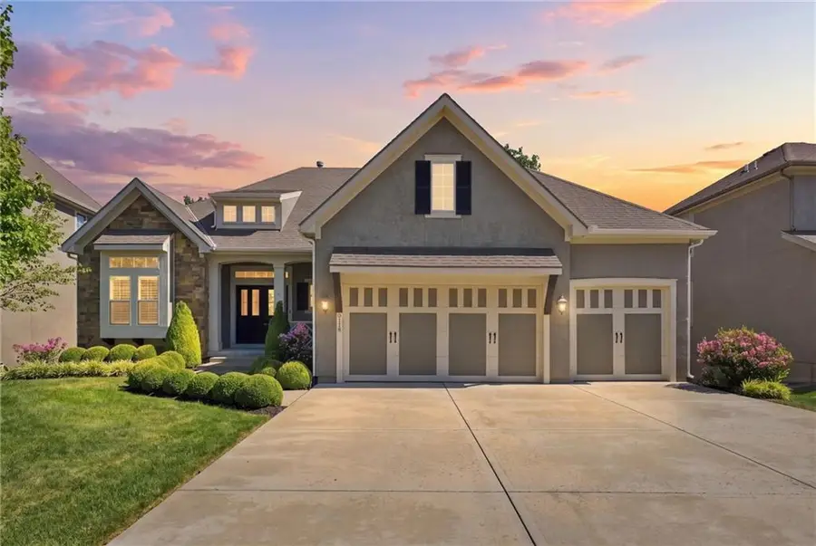 9118 W 178th Terrace, Overland Park, KS 66013 - #2