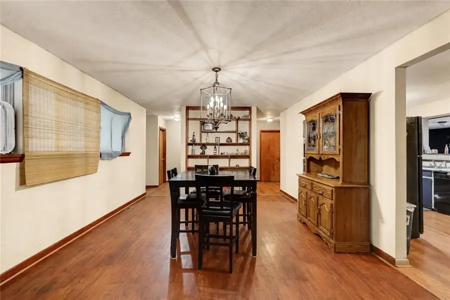 2205 Lincoln Avenue, Baxter Springs, KS 66713 - #3