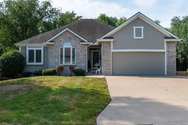 1106 SW Southcrest Drive, Blue Springs, MO 64015