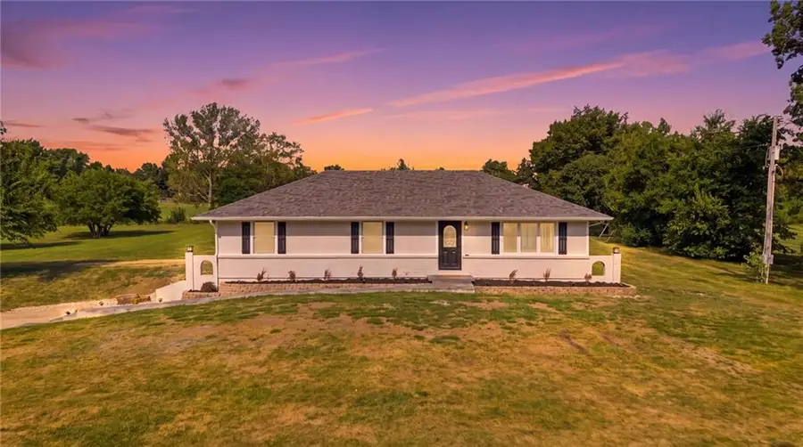 1010 Wesley Avenue, Raymore, MO 64083 - #3