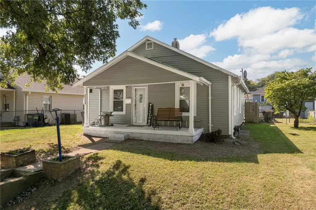 3128 Burnside Avenue, Saint Joseph, MO 64505 - #1