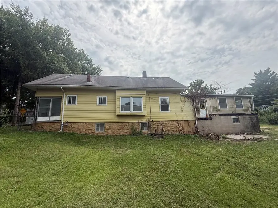 2832 Askew Avenue, Kansas City, MO 64128 - #2