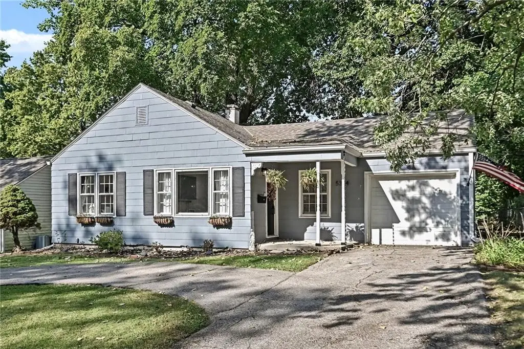 5344 Nall Avenue, Roeland Park, KS 66202 - #1