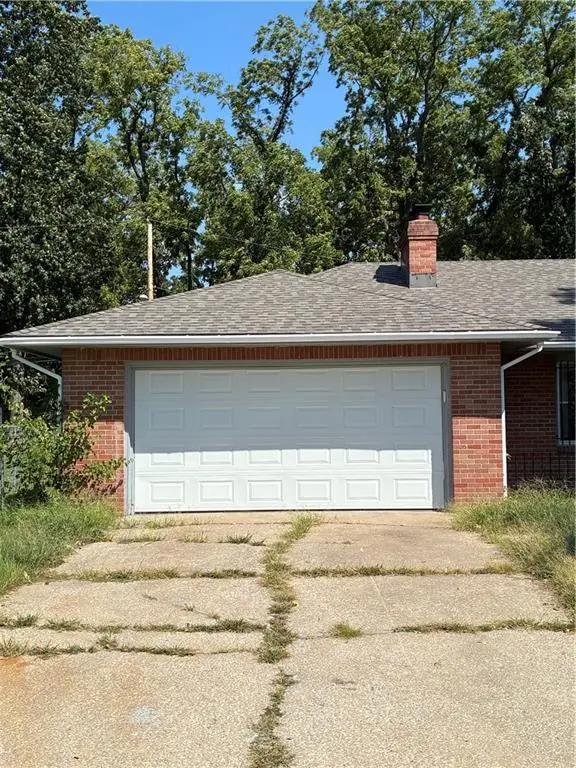 2111 N 49th Street, Kansas City, KS 66104 - #2