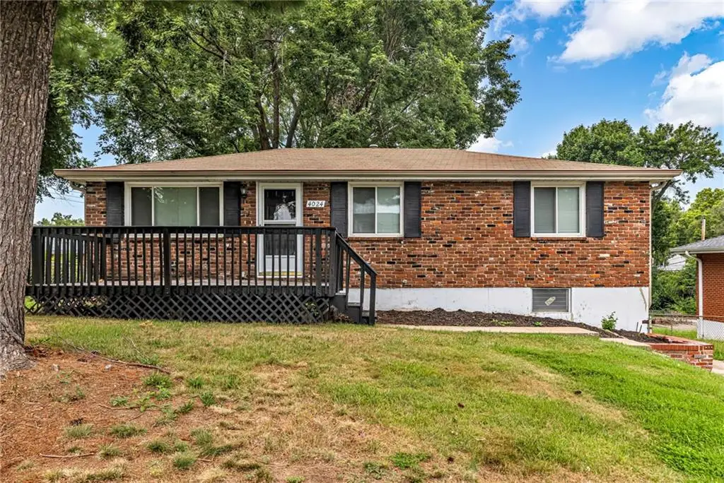 4024 N Spruce Avenue, Kansas City, MO 64117 - #1