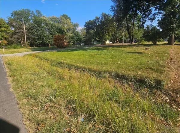 544 E 24th Street, Pittsburg, KS 66762