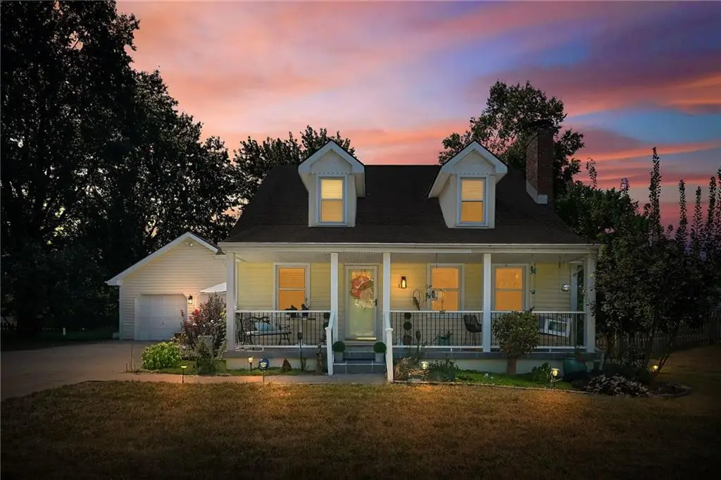 704 Raven Street, Raymore, MO 64083 - #1
