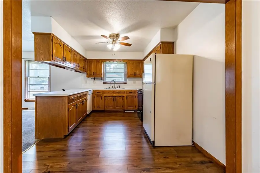 201-203 E Russell Avenue, Warrensburg, MO 64093 - #3
