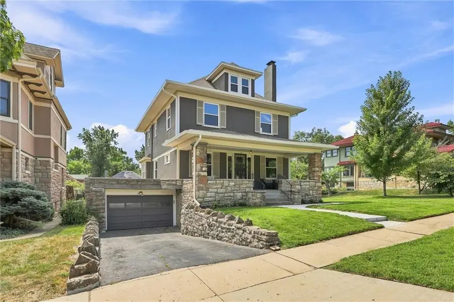 15 E 54th Street, Kansas City, MO 64112 - #3