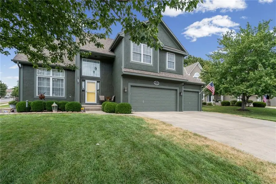 1008 SW 11th Circle, Lees Summit, MO 64081 - #2