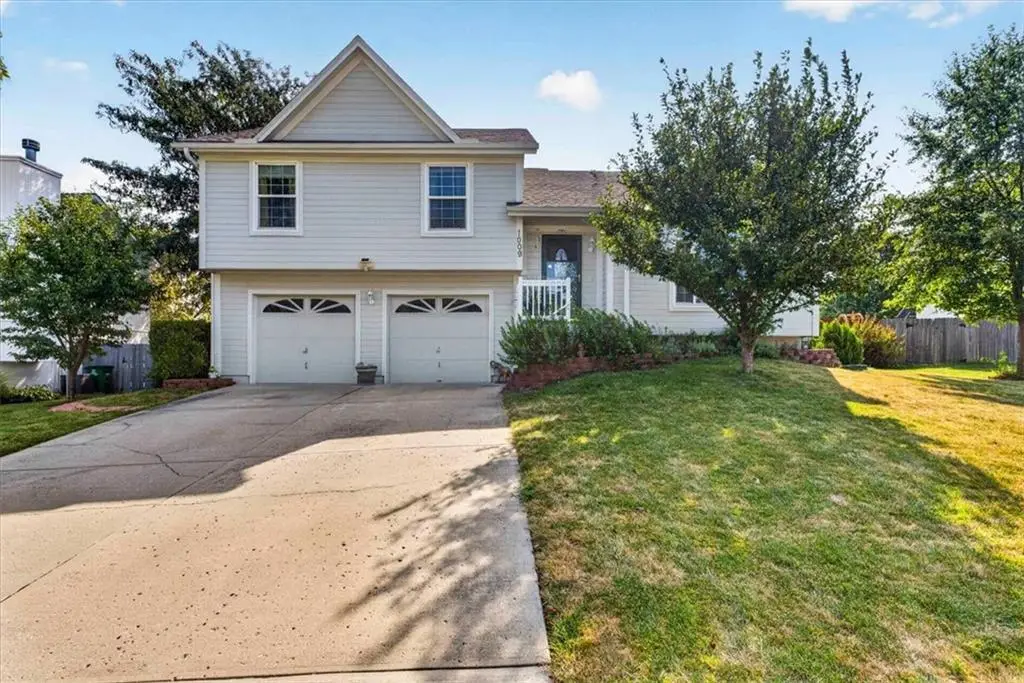 1009 NE Florence Avenue, Lees Summit, MO 64086 - #1