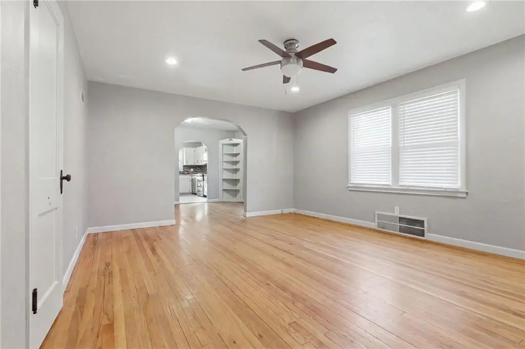 1418 N 28th Street, Kansas City, KS 66102 - #1