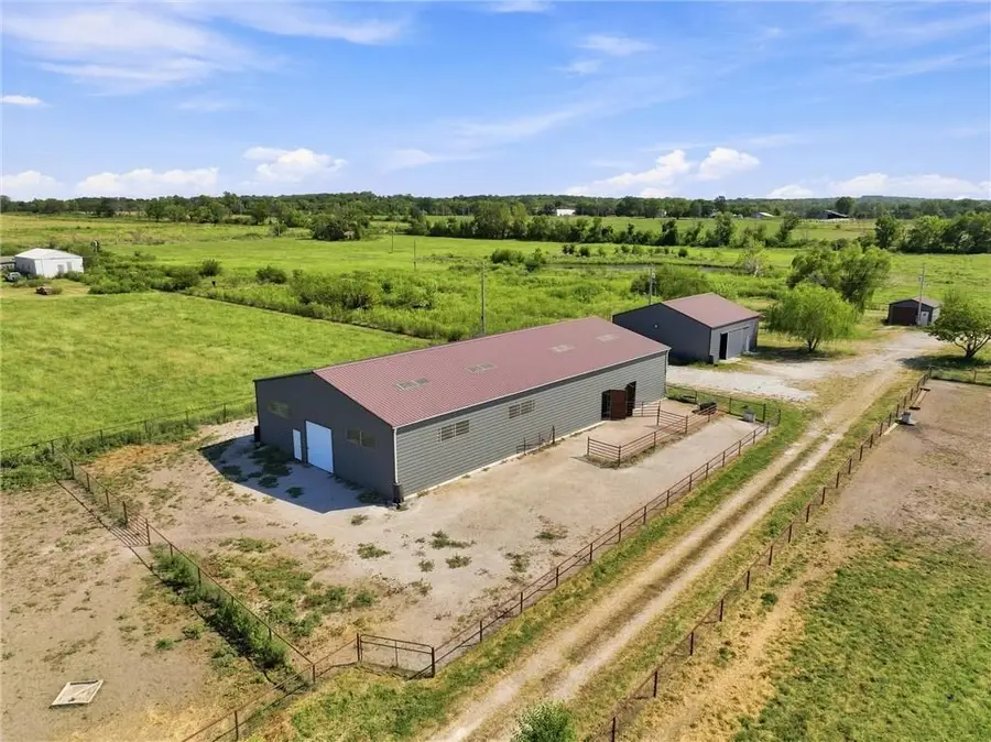 27611 S Belle Plain Road, Harrisonville, MO 64701 - #2