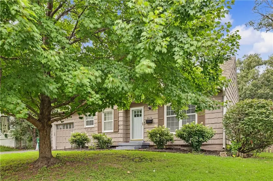 5416 W 51 Street, Roeland Park, KS 66205 - #3