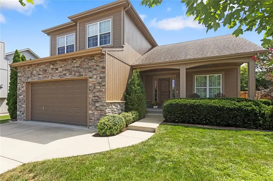 1725 NE Nine Oaks Drive, Lees Summit, MO 64086 - #2