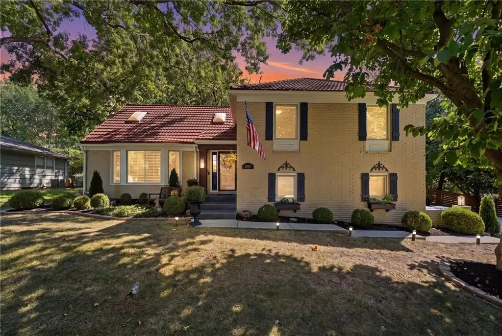 5405 W 80th Street, Prairie Village, KS 66208 - #1