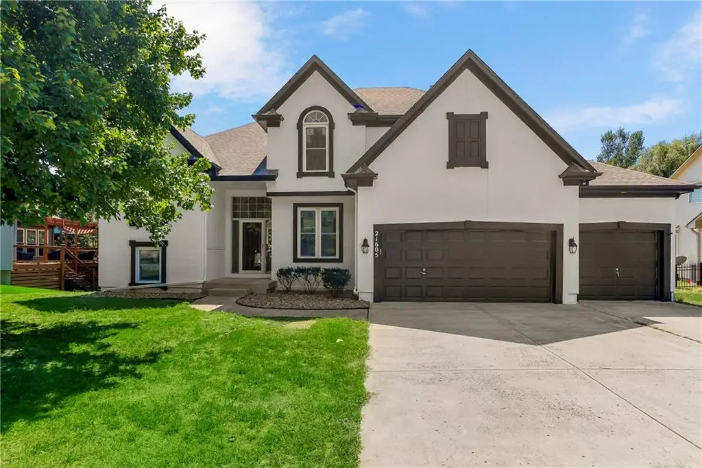 21605 W 60th Terrace, Shawnee, KS 66218 - #1