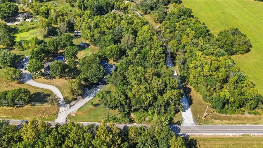 21820 S Martha Road, Peculiar, MO 64078 - #2