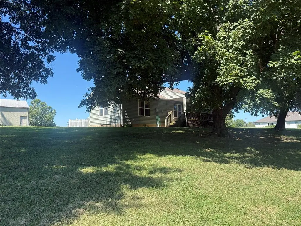 663 Golf Road, Lexington, MO 64067 - #1