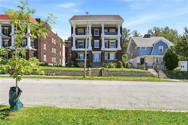 305 Bellefontaine Avenue, Kansas City, MO 64124