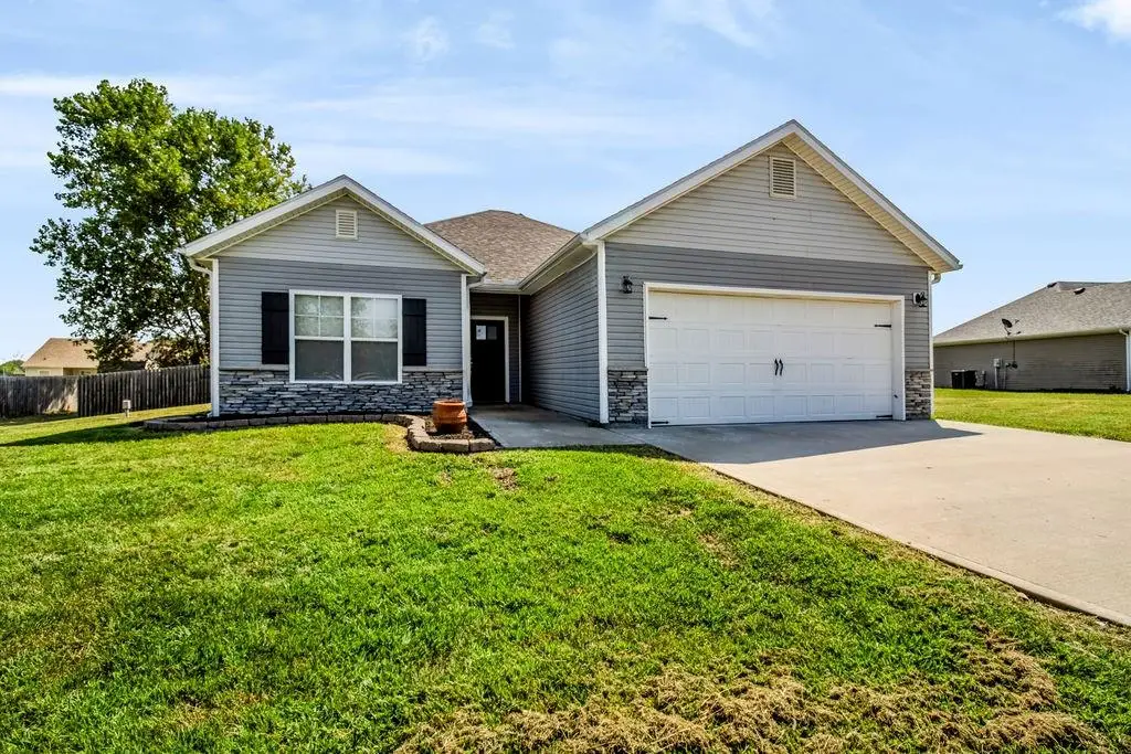 395 SE 971 Road, Knob Noster, MO 65336 - #1